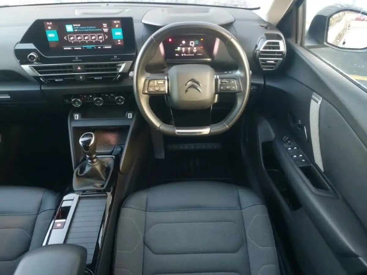 2021-citroen-c4-12-puretech-shine-130ps-big-6