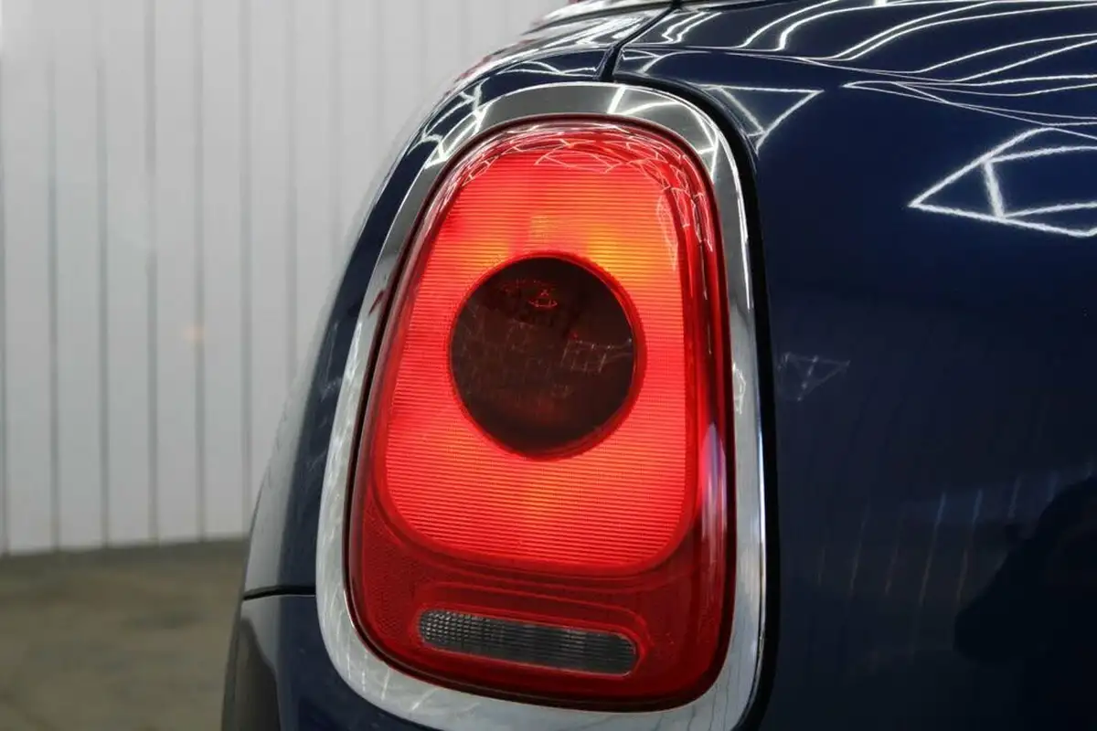 2017-mini-cooper-15td-one-d-ss-5d-big-19