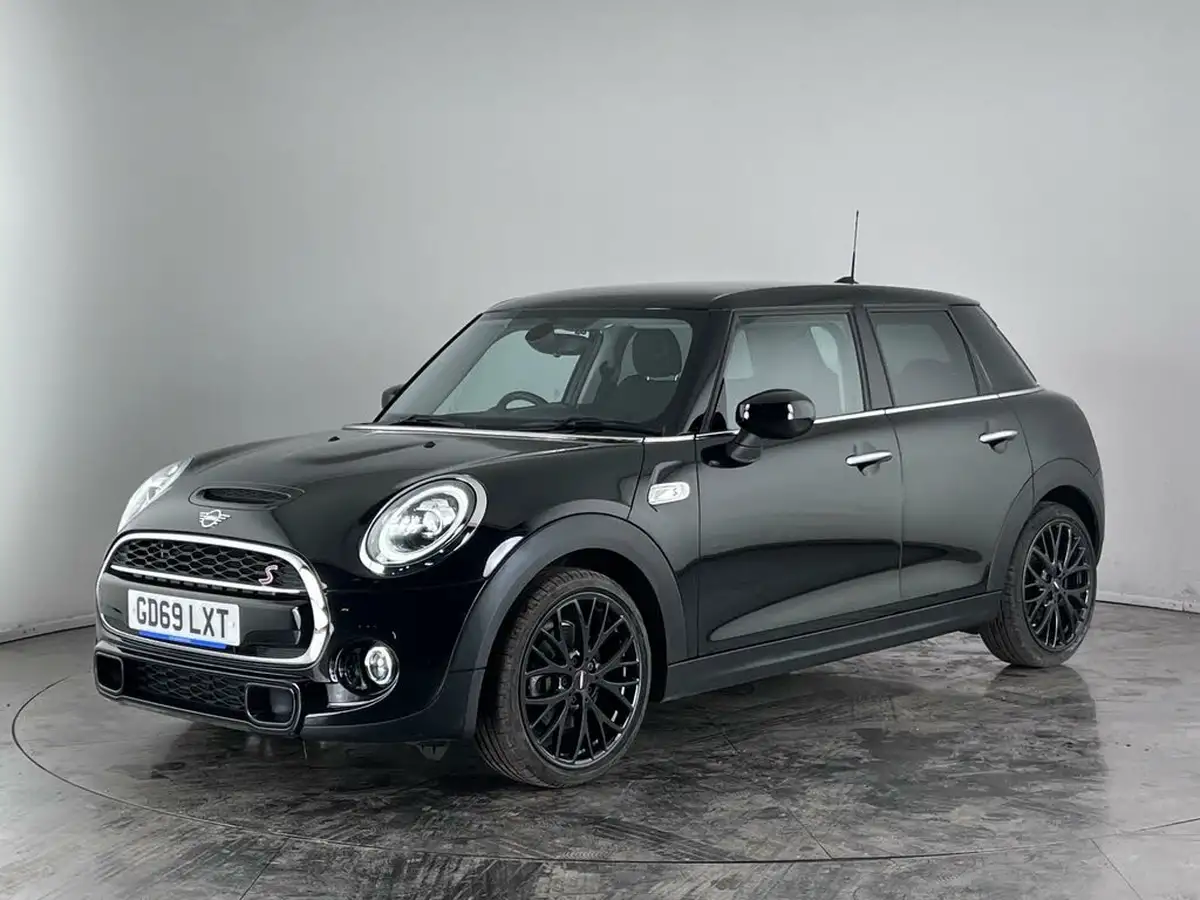 2019-mini-cooper-20-cooper-s-classic-189bhp-hatchback-5d-auto-big-2