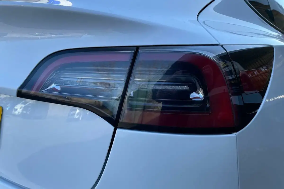 2023-tesla-model-3-e-rwd-241bhp-big-22