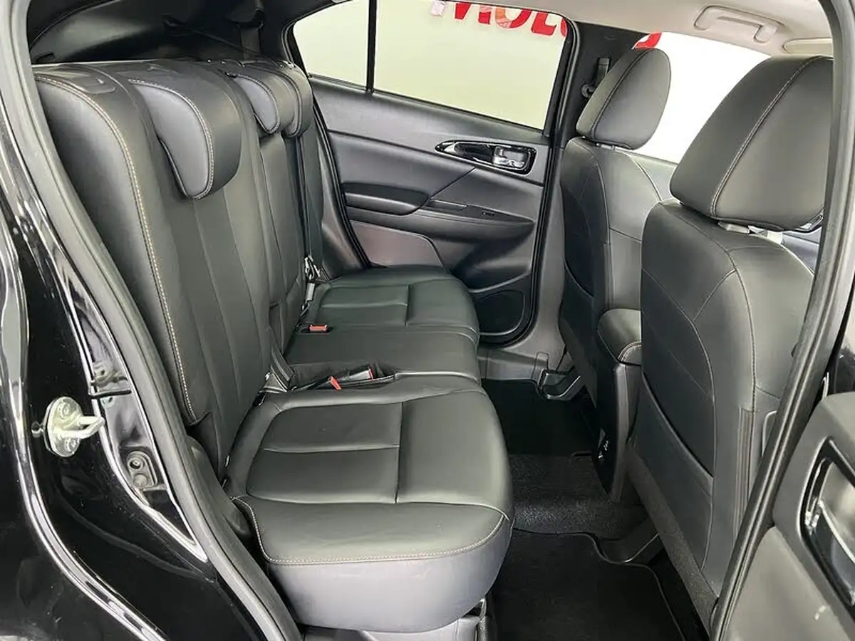 2019-mitsubishi-eclipse-cross-15-black-4wd-auto-big-15