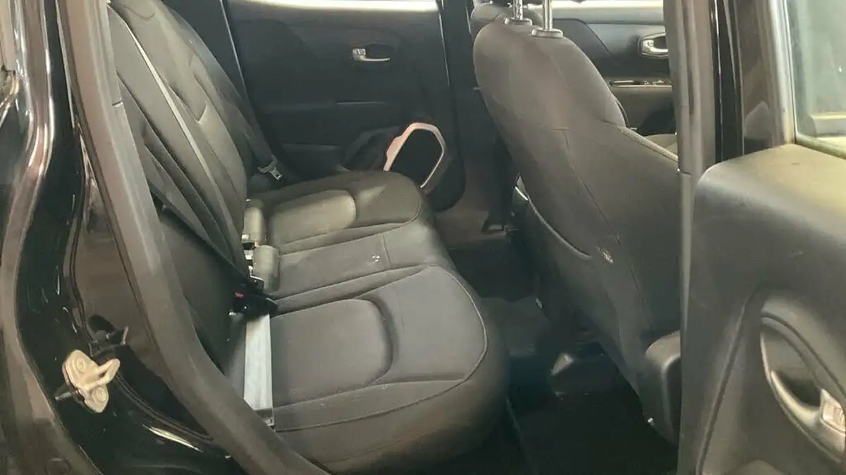 2015-jeep-renegade-14-multiair-ii-longitude-big-7