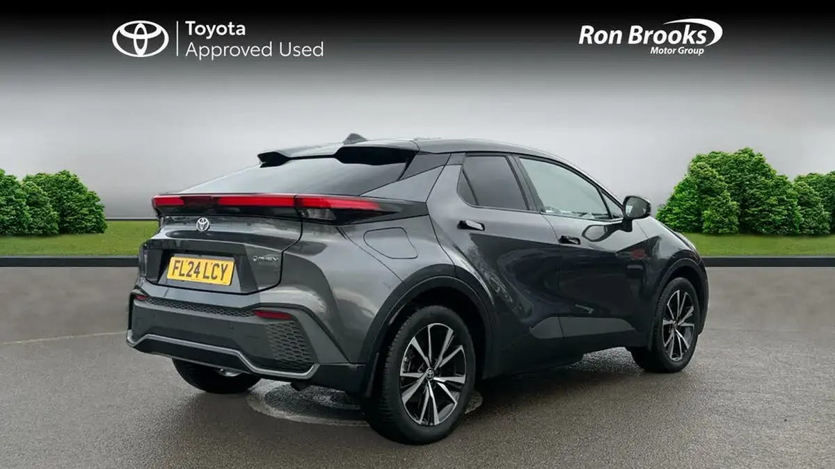 2024-toyota-c-hr-20-vvt-i-design-220bhp-plug-in-big-1
