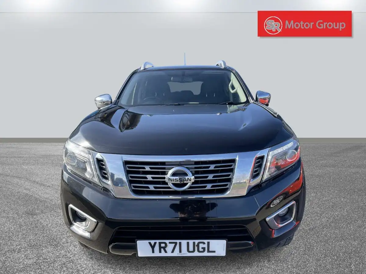 2021-nissan-navara-23dci-tt-tekna-8-navileather-auto-big-2