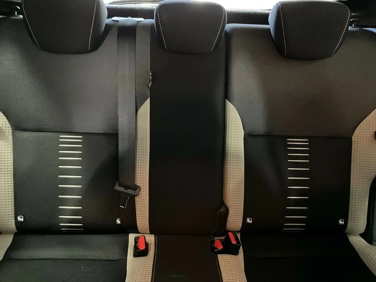 2018-nissan-micra-09-ig-t-tekna-big-18