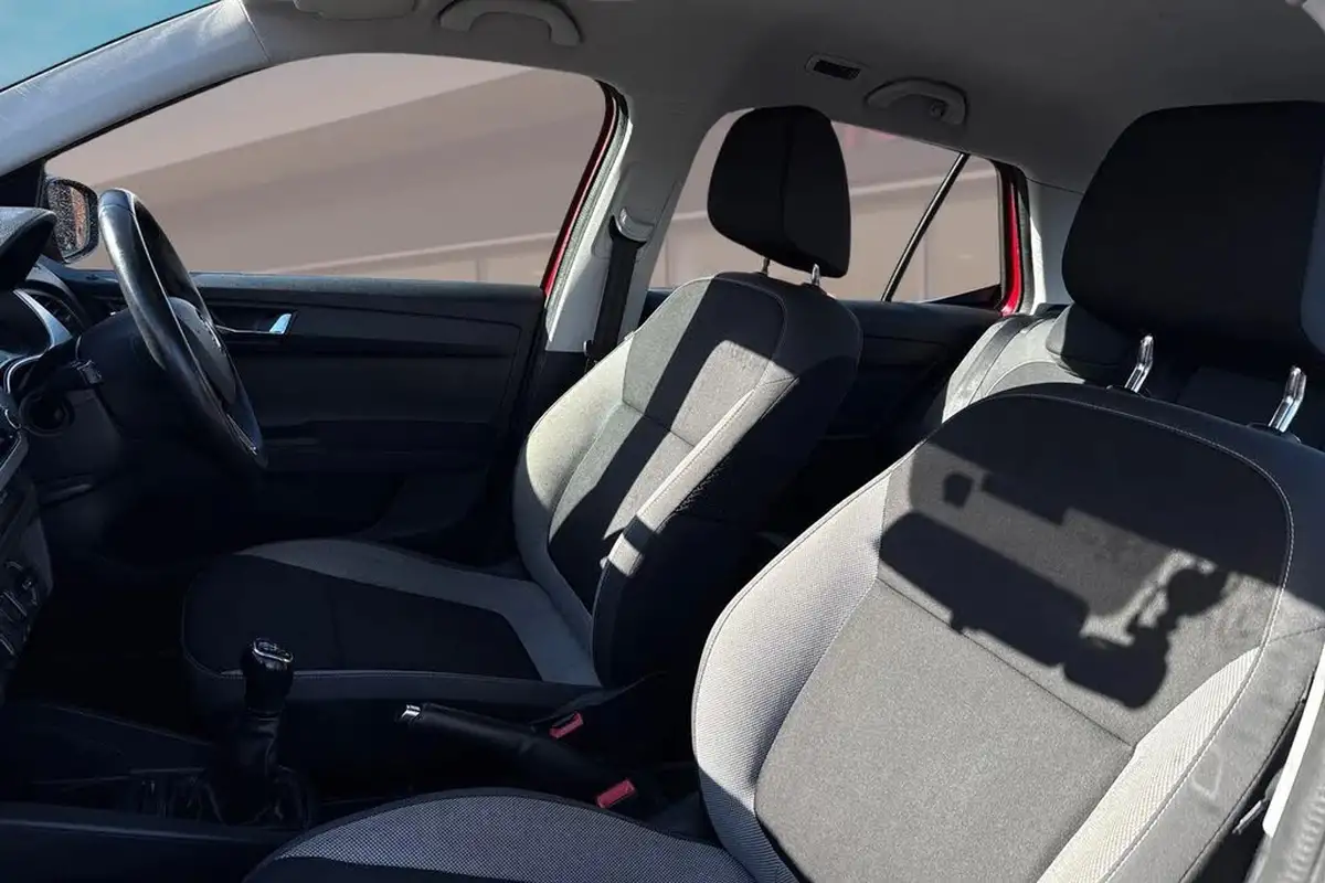 2018-skoda-fabia-10-tsi-colour-edition-ss-big-10