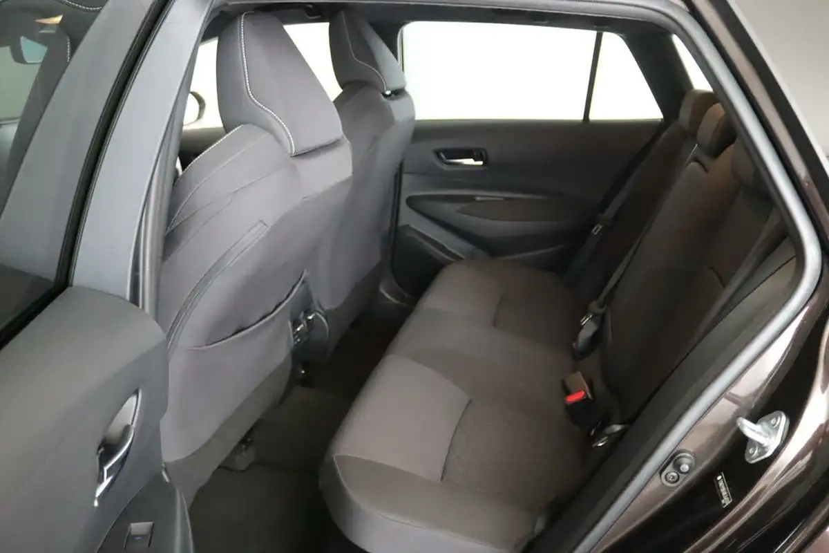 2021-suzuki-swace-18-sz-t-big-11