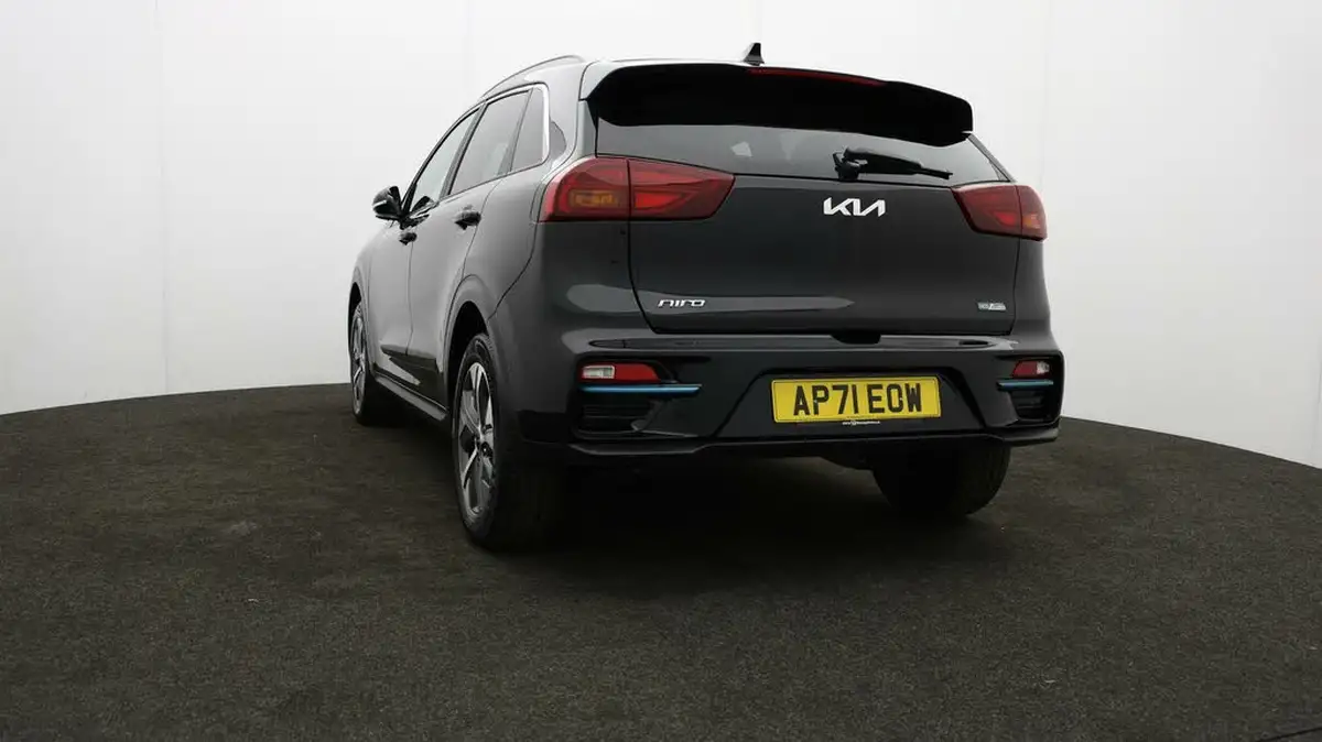 2022-kia-e-niro-ev-2-64-big-77