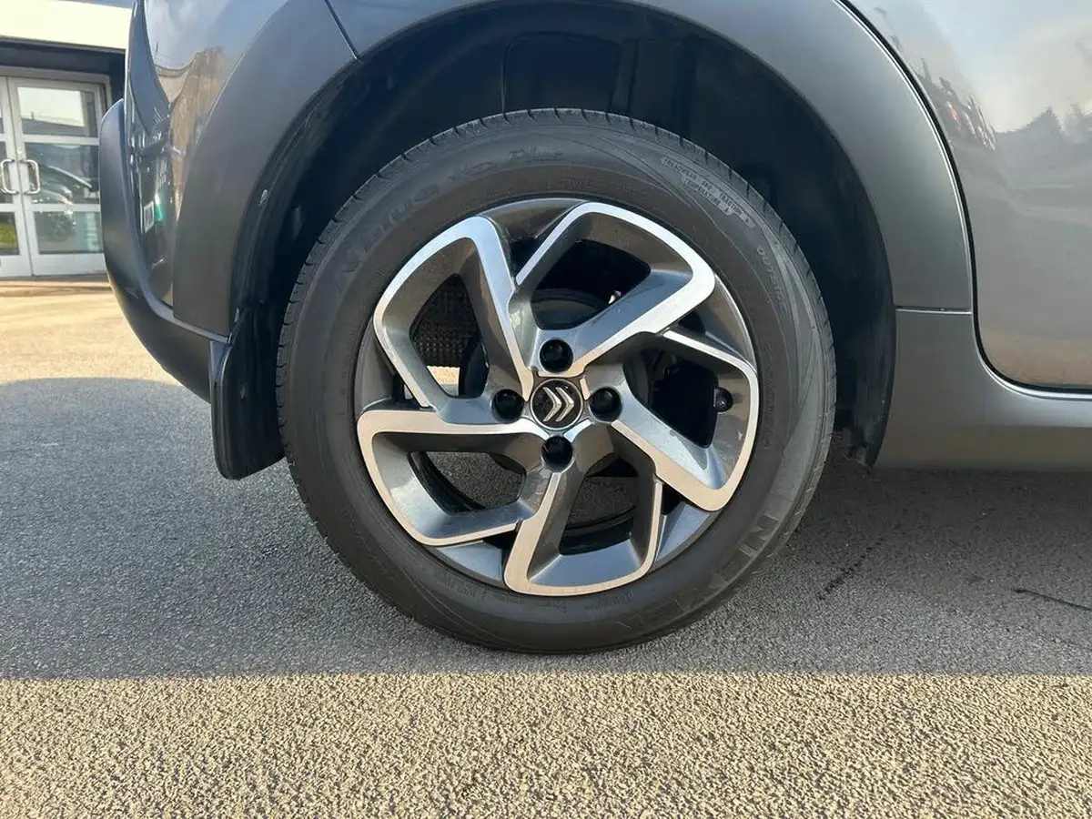 2020-citroen-c3-12-puretech-flair-83ps-big-6