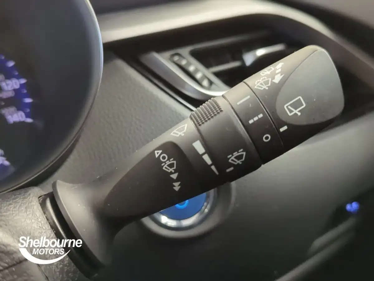 2021-toyota-c-hr-18-vvt-i-icon-parking-pack-big-25