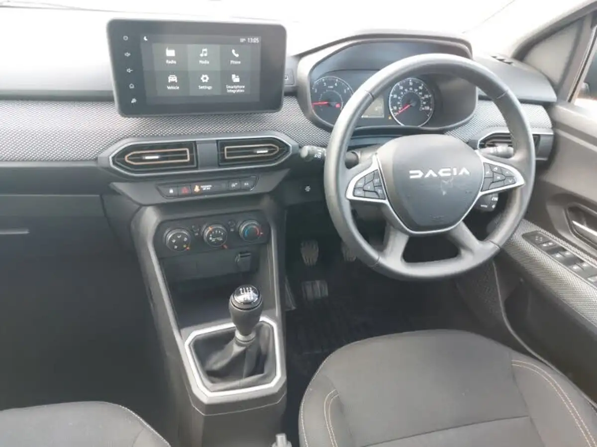 2024-dacia-sandero-stepway-10-tce-expression-90bhp-big-9