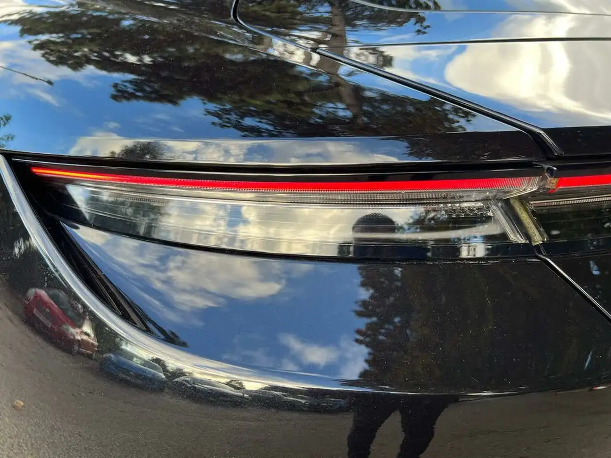 2020-porsche-taycan-e-turbo-big-47