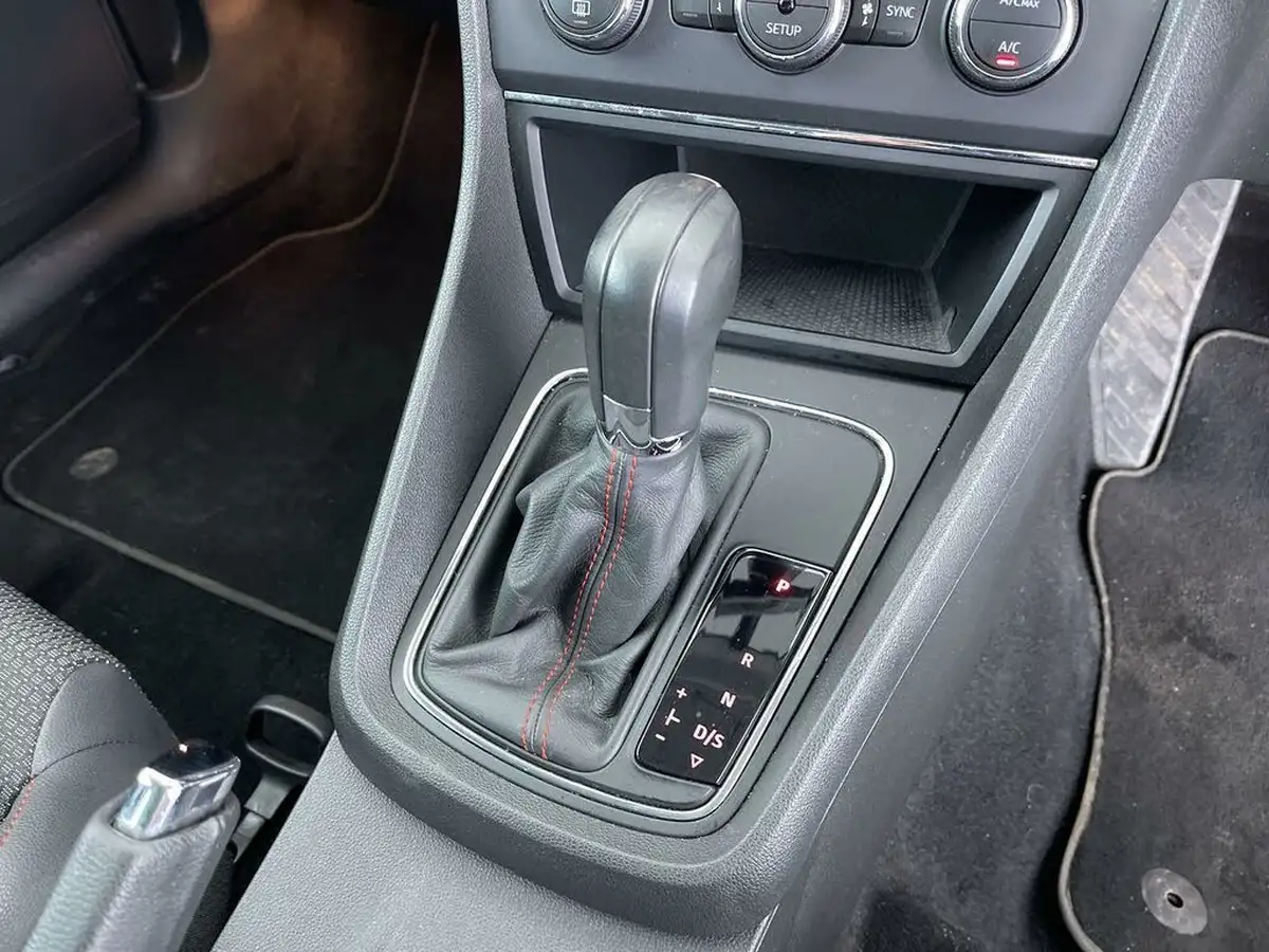2014-seat-leon-20td-fr-tech-pack-cr-184ps-ss-hatchback-5d-dsg-big-44