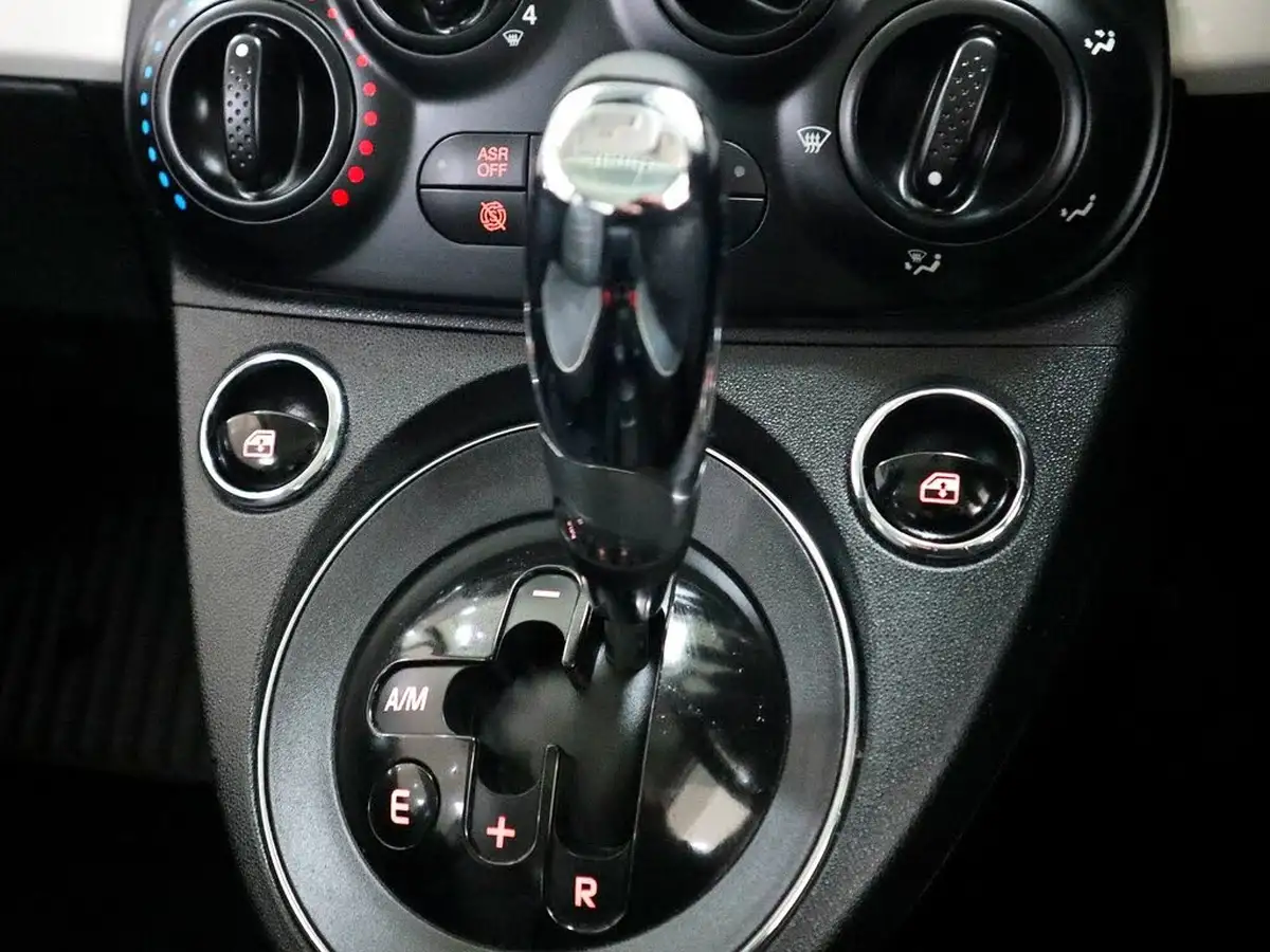 2018-fiat-500-12-lounge-dualogic-big-31