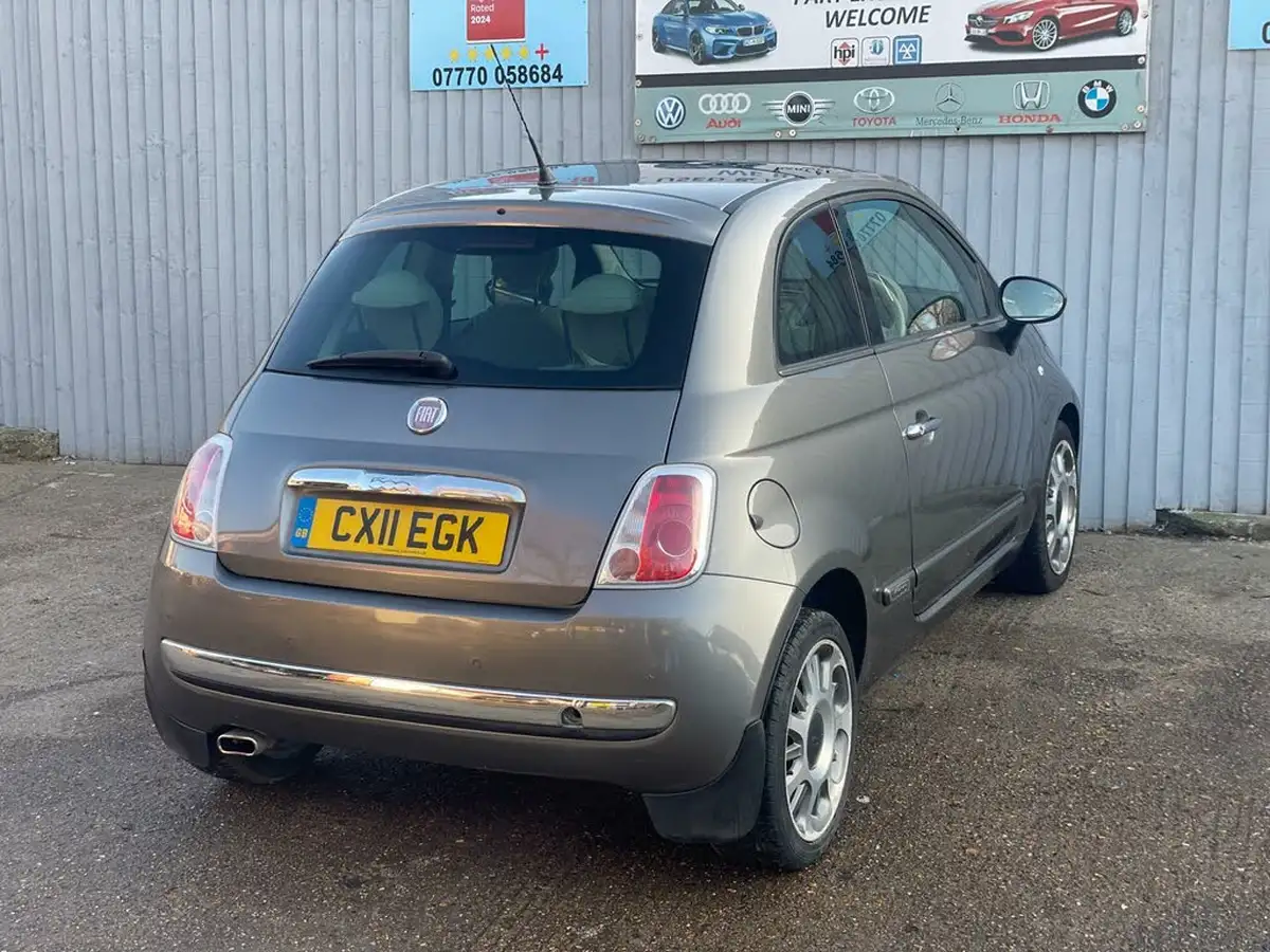 2011-fiat-500-09-lounge-twinair-ss-big-30