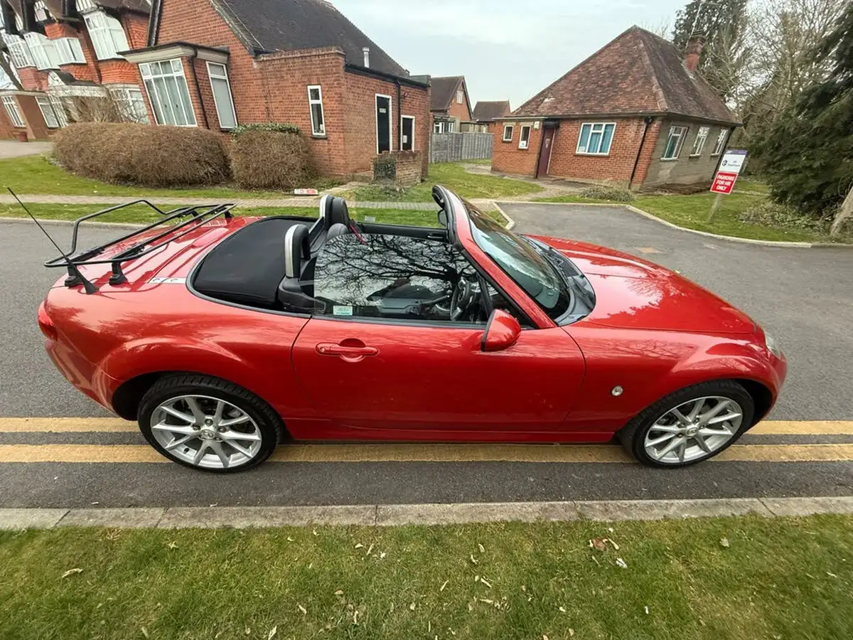 2010-mazda-mx-5-18-miyako-big-7