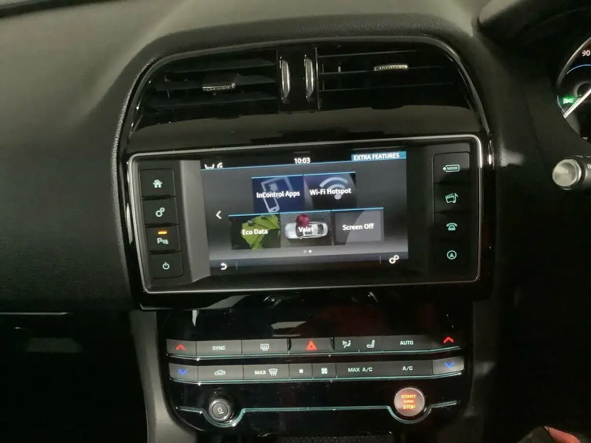 2017-jaguar-f-pace-20-i4d-prestige-163ps-ss-big-21