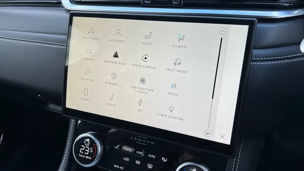 2023-jaguar-f-pace-20-p250-r-dynamic-hse-black-big-23