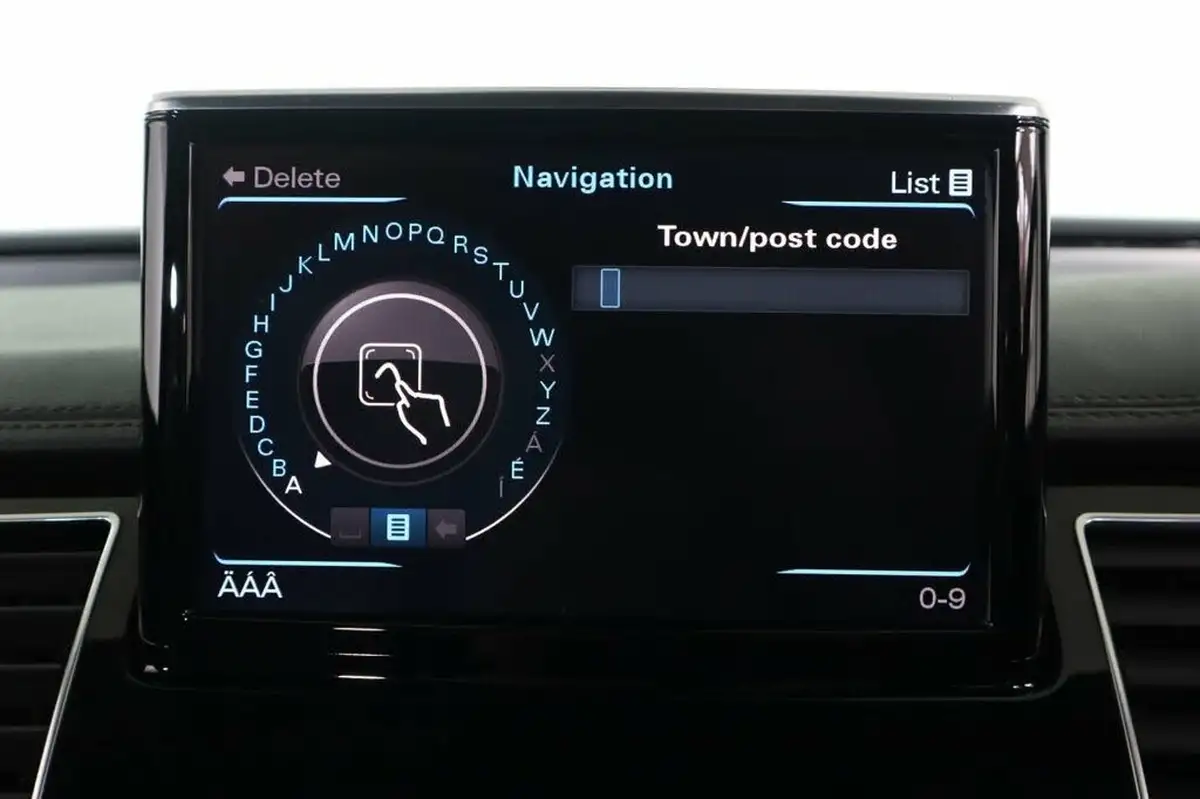 2017-audi-a8-30tdi-quattro-black-edition-big-47