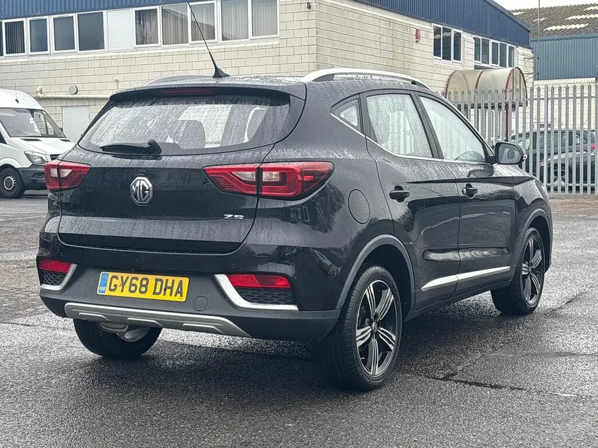 2018-mg-zs-suv-10t-gdi-exclusive-big-2