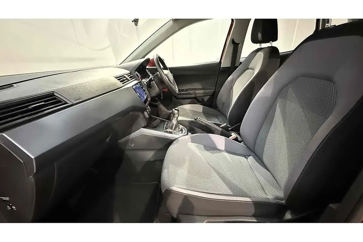 2021-seat-arona-10-tsi-evo-se-technology-big-34
