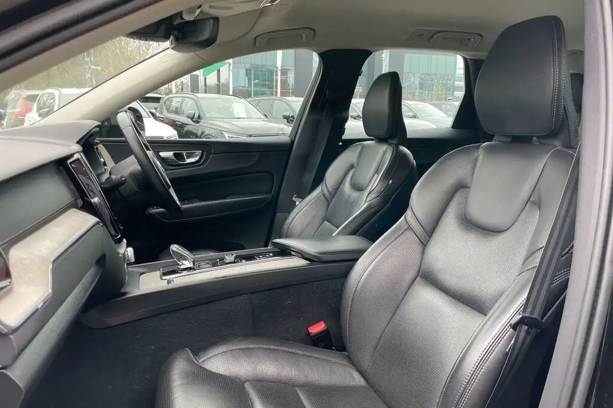 2021-volvo-xc60-20td-b4-inscription-awd-big-27