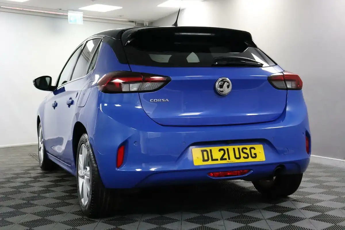 2021-vauxhall-corsa-15-turbo-d-elite-nav-big-28