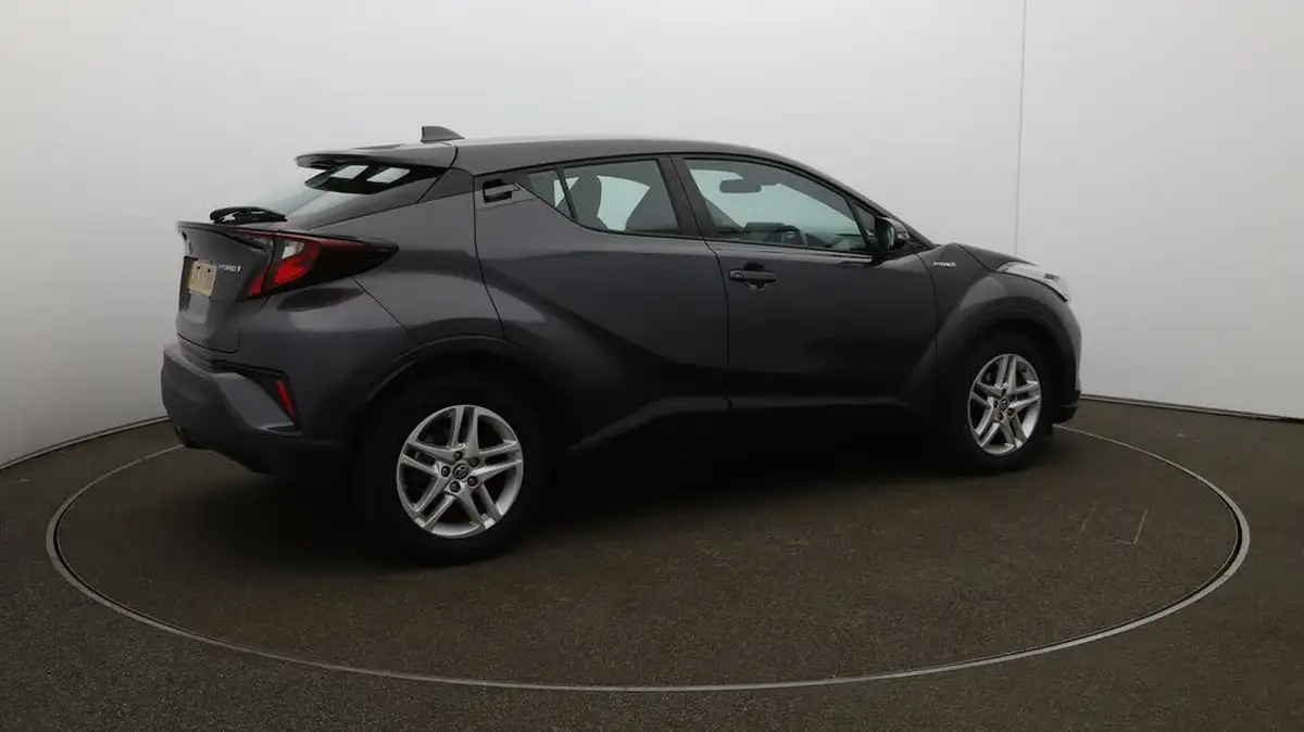 2021-toyota-c-hr-18-vvt-i-icon-big-45