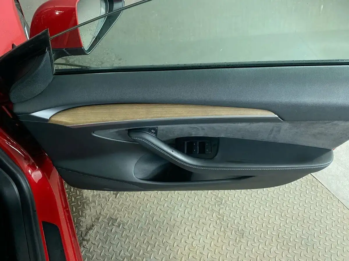 2021-tesla-model-3-e-long-range-awd-big-26