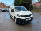 2019-peugeot-partner-15-bluehdi-1000-professional-100ps-eu6dt-panel-small-1