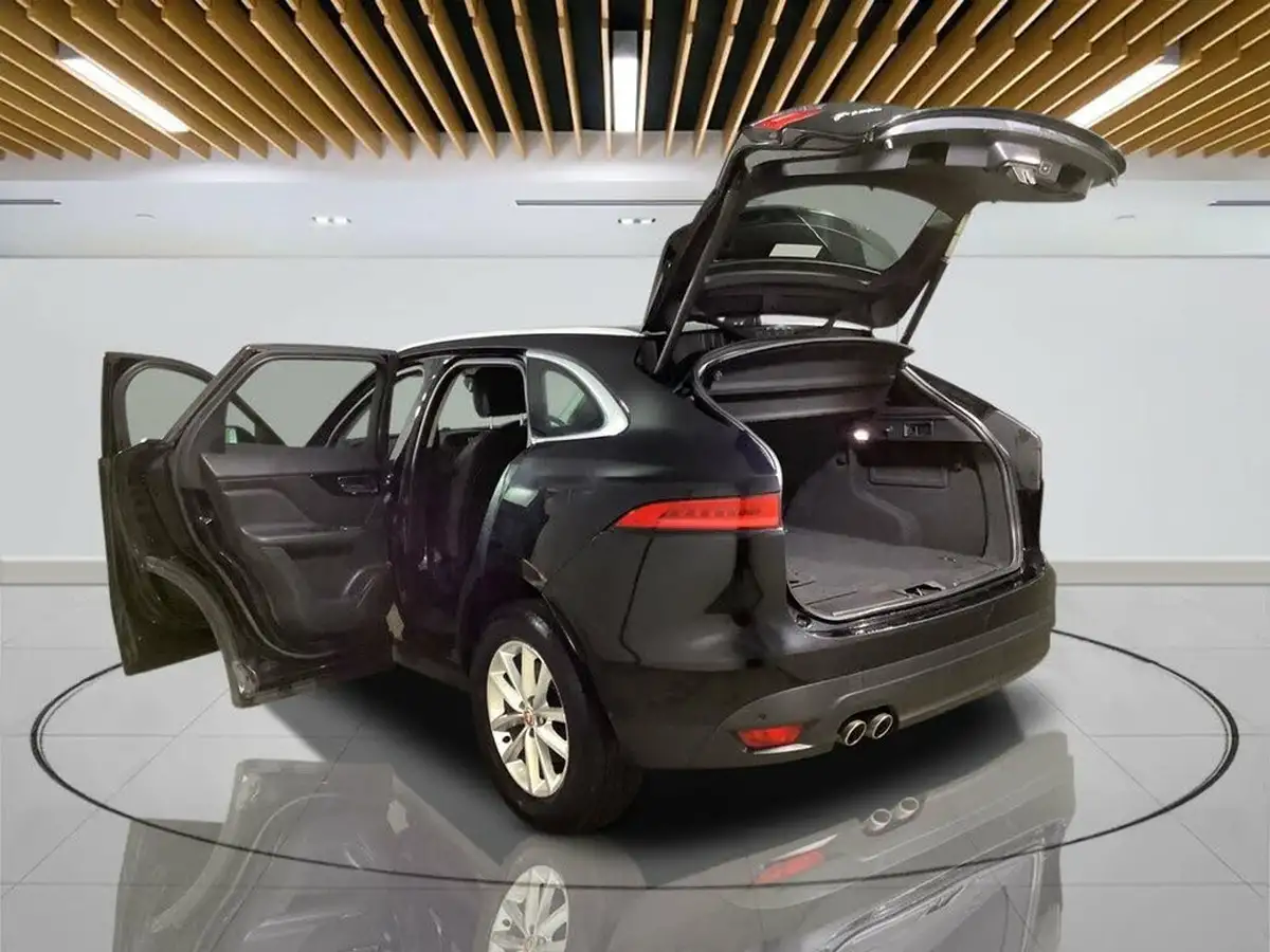 2017-jaguar-f-pace-20-i4d-prestige-180ps-awd-auto-big-9