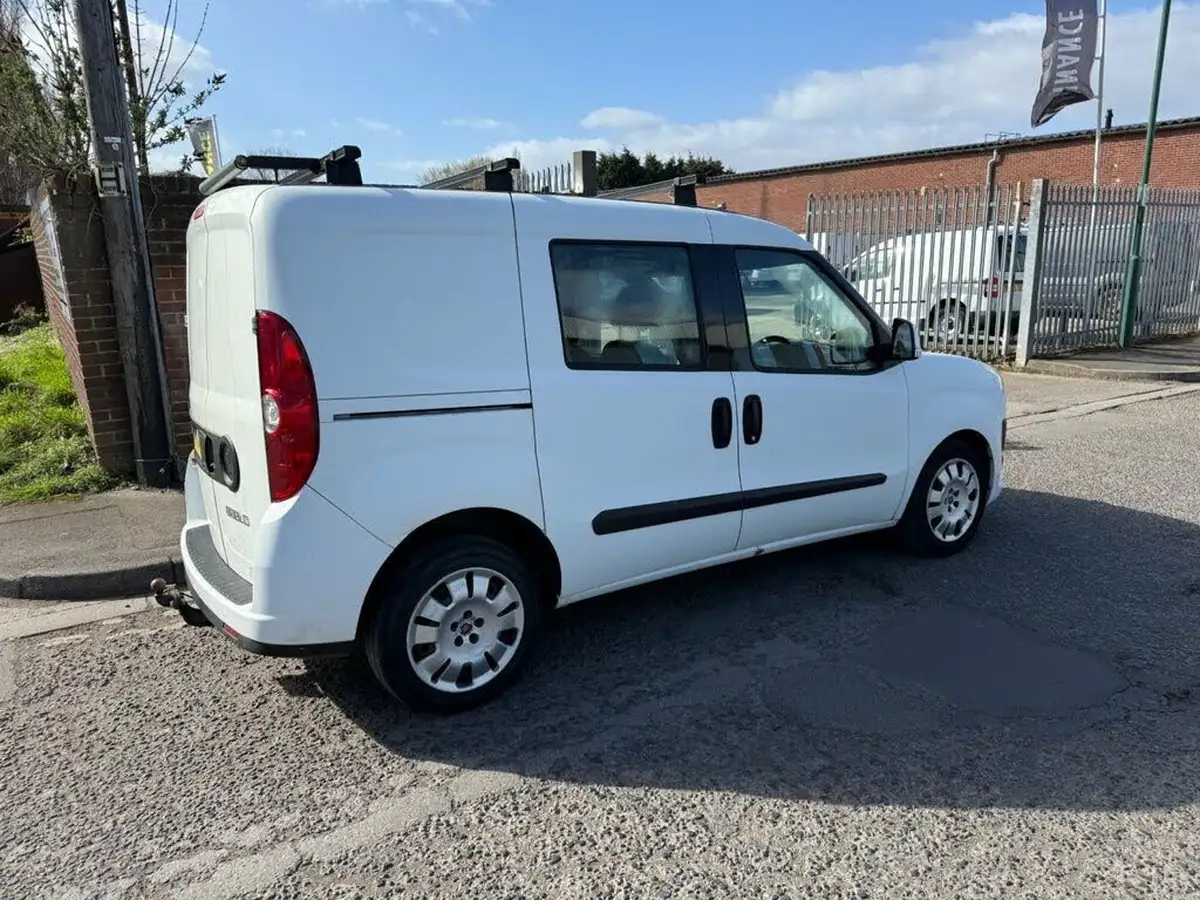 2013-fiat-doblo-cargo-16td-maxi-m1-sx-comfort-matic-big-7