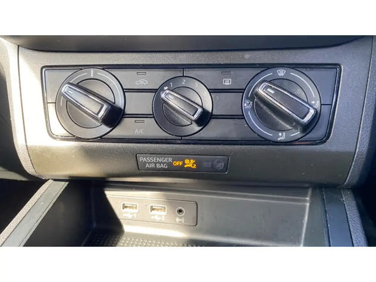 2019-seat-ibiza-10-mpi-se-technology-big-25