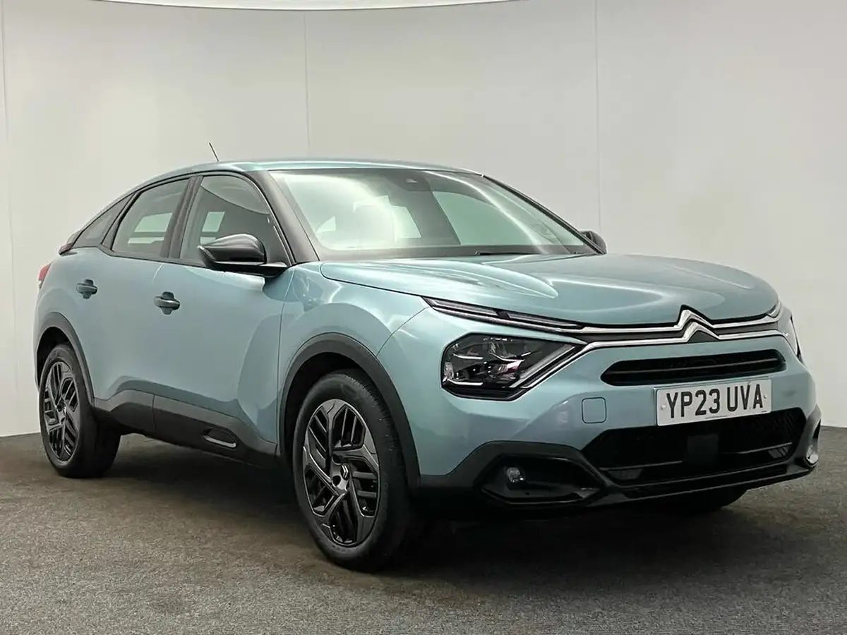 2023-citroen-c4-12-puretech-sense-big-39