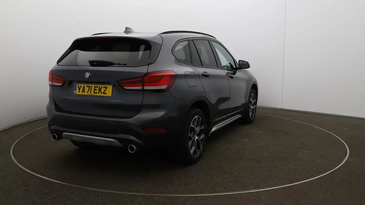 2022-bmw-x1-20td-sdrive18d-xline-sport-auto-big-52