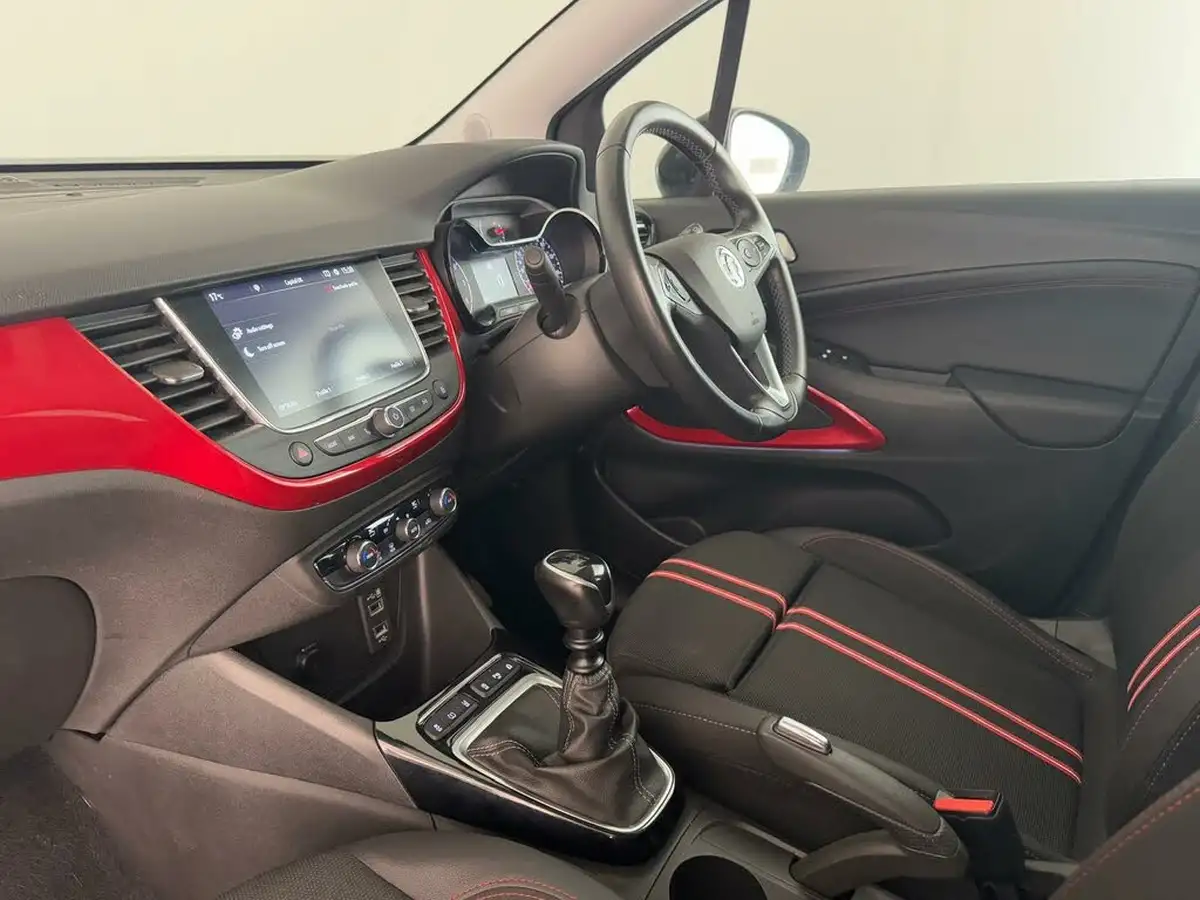 2022-vauxhall-crossland-12-gs-line-130ps-auto-big-13