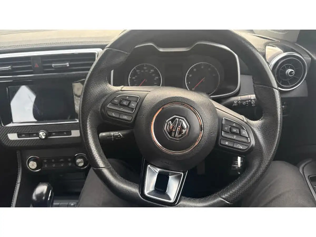 2019-mg-zs-suv-10t-gdi-exclusive-111ps-big-28