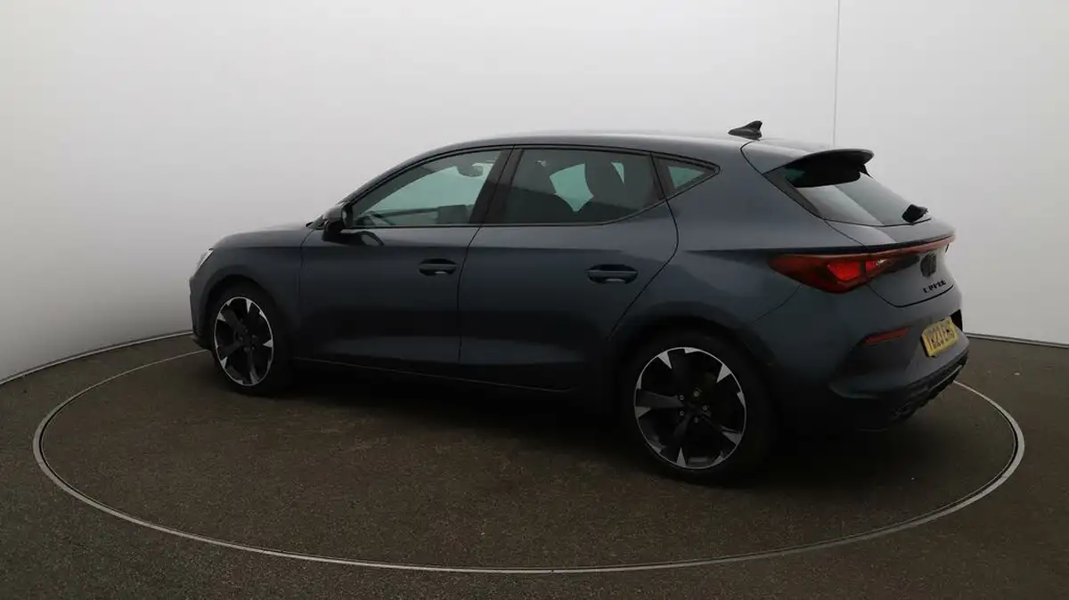 2023-cupra-leon-nf-15-etsi-v1-hatchback-big-34