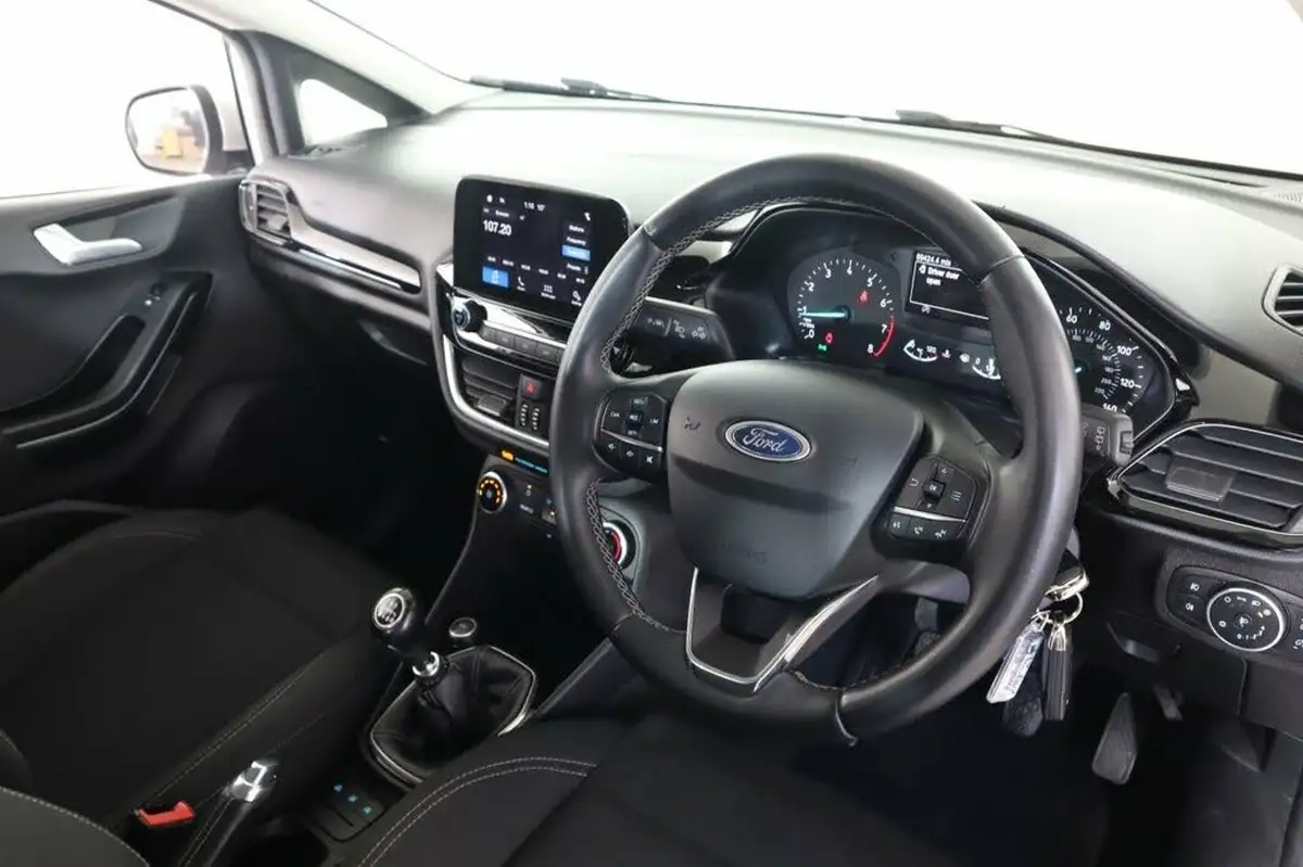 2018-ford-fiesta-10t-zetec-5d-big-14