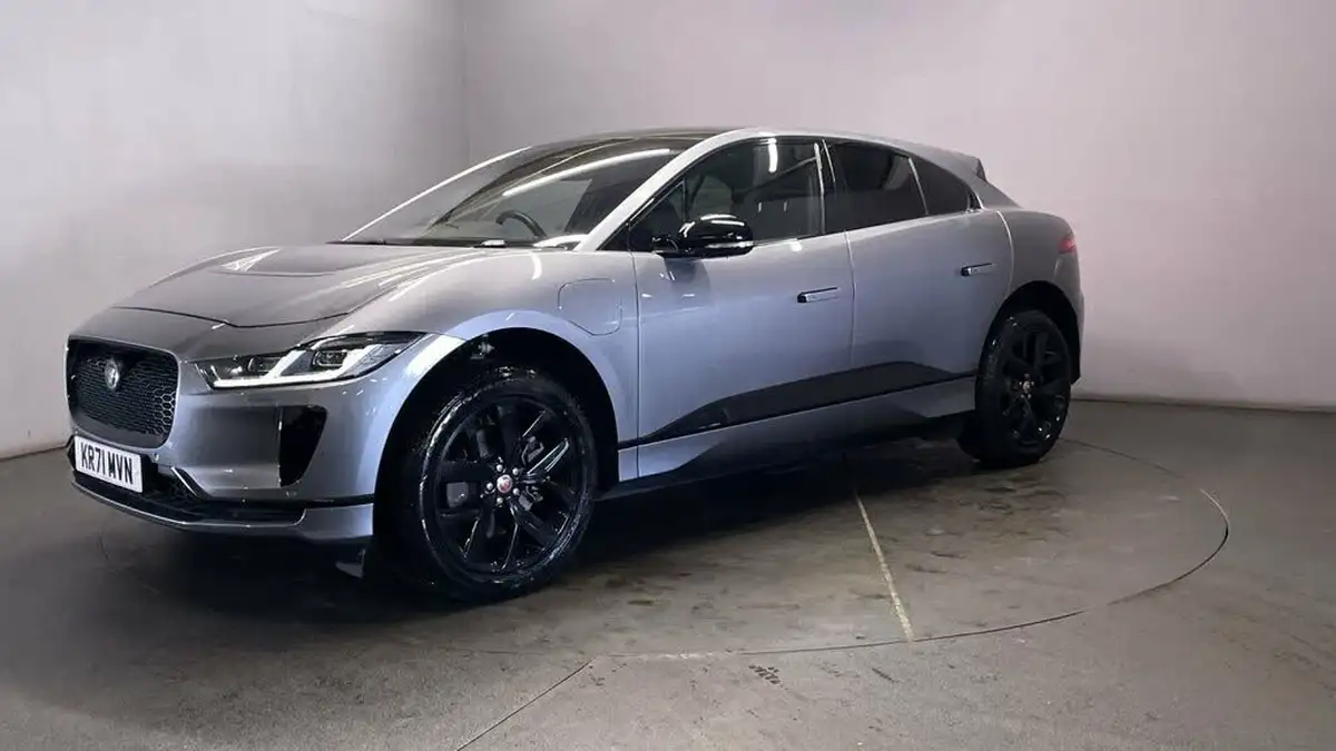 2021-jaguar-i-pace-ev400-black-big-3