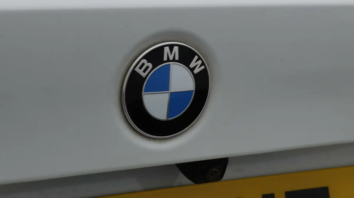 2021-bmw-3-series-20-330e-m-sport-tech-packpro-pack-saloon-4d-big-21
