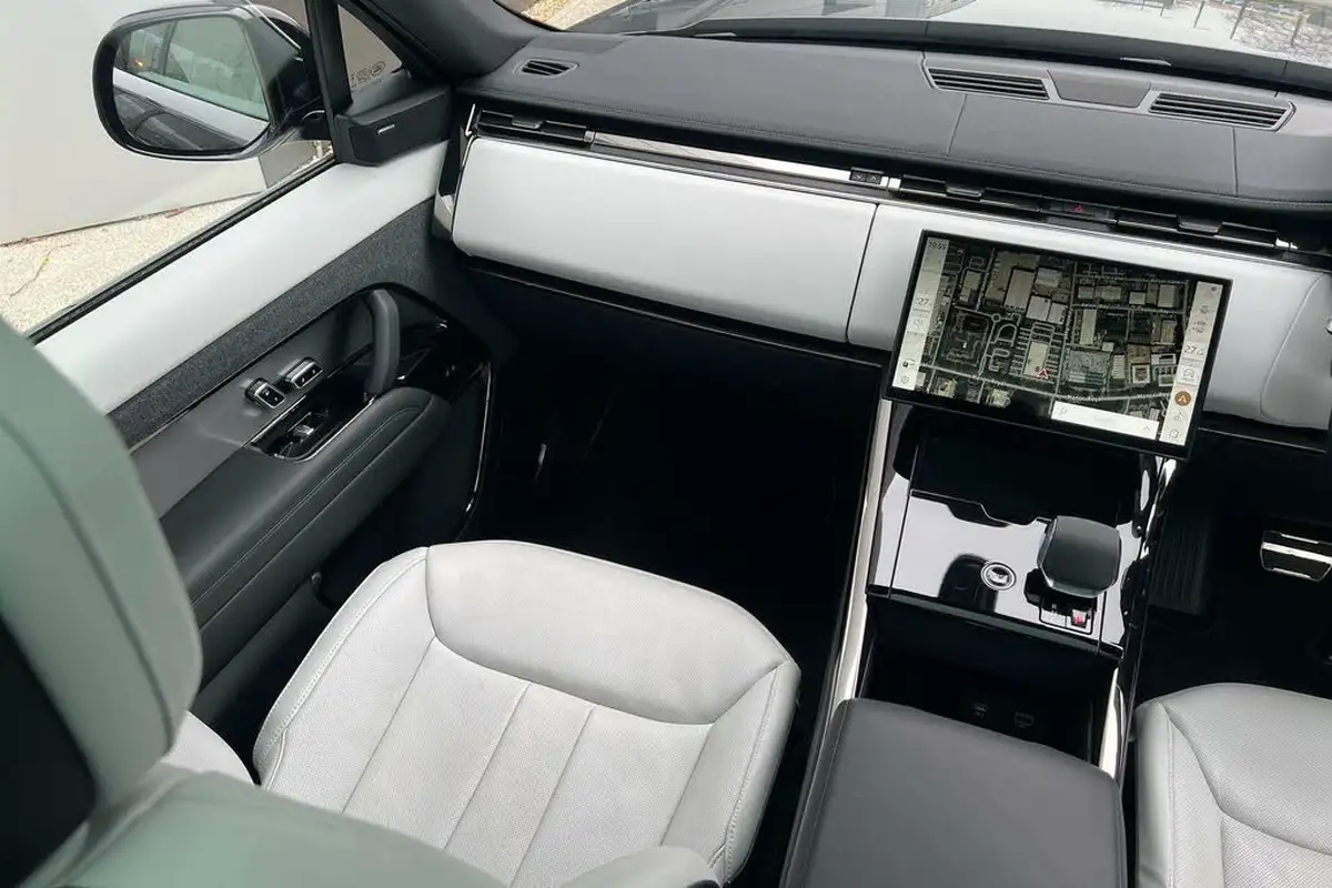 2024-land-rover-range-rover-sport-30-d300-dynamic-se-big-22