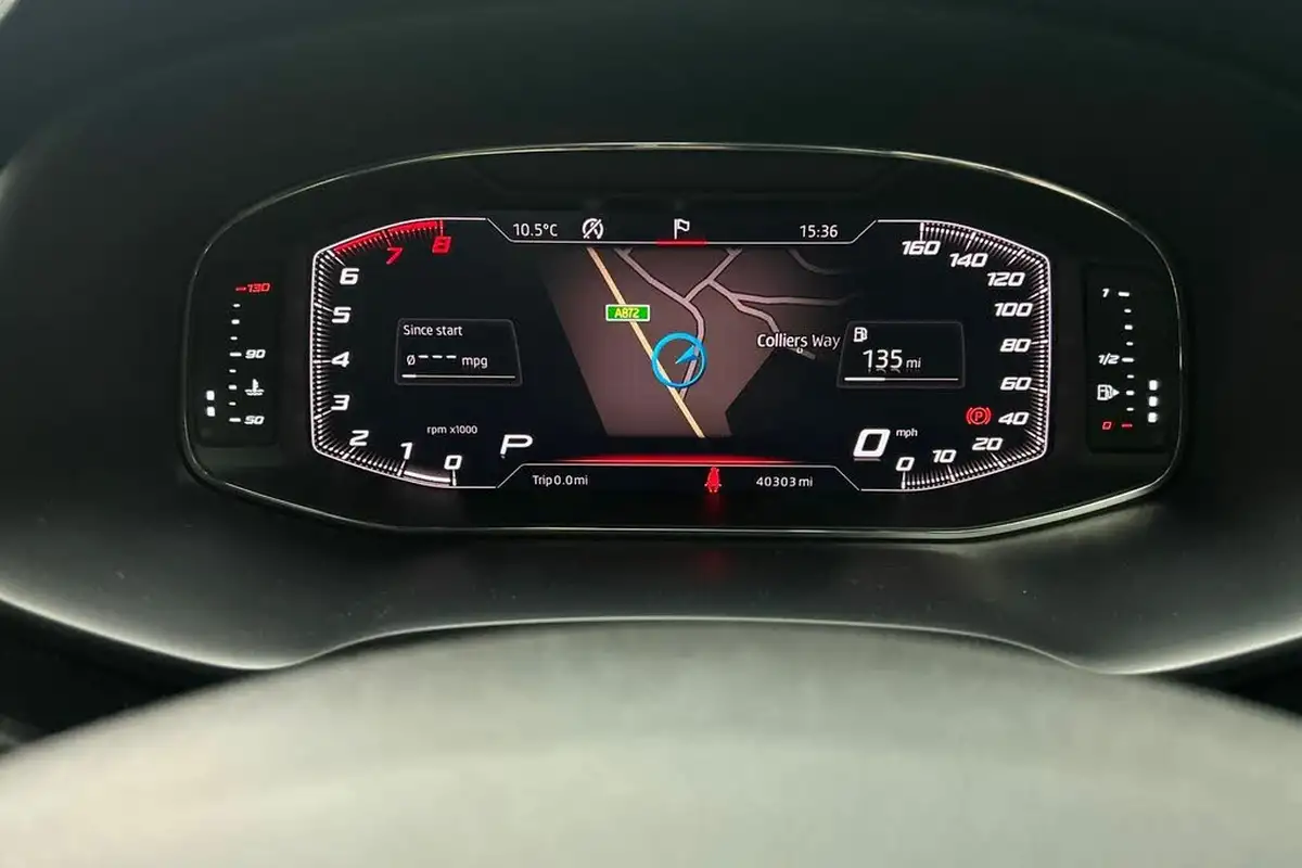 2020-seat-leon-15-tsi-evo-fr-black-edition-150ps-hatchback-dsg-big-9