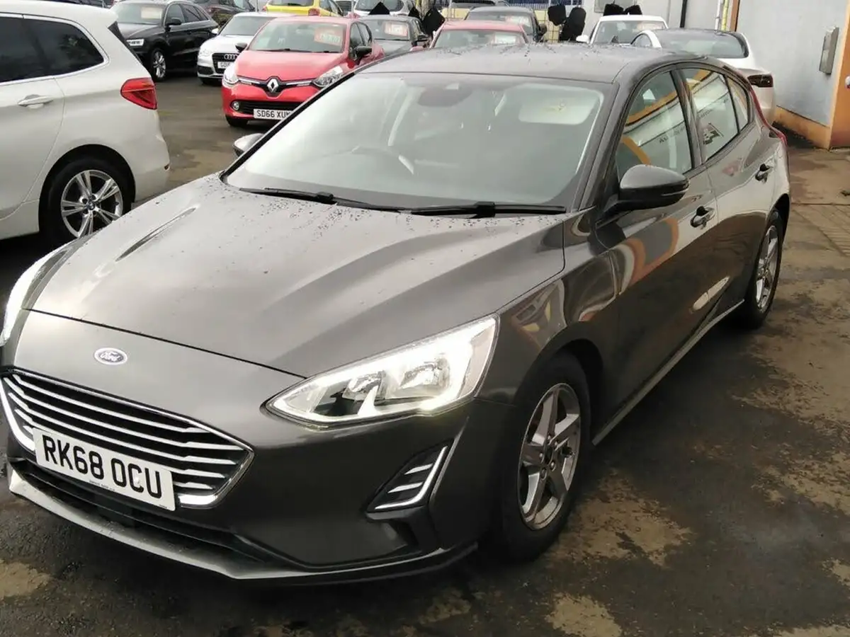 2018-ford-focus-15-style-95ps-hatchback-big-7