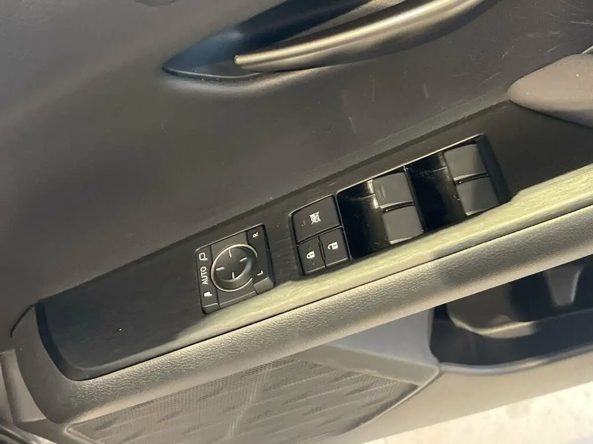 2019-lexus-ux-250h-20-f-sport-premium-plus-packsun-e-four-big-6