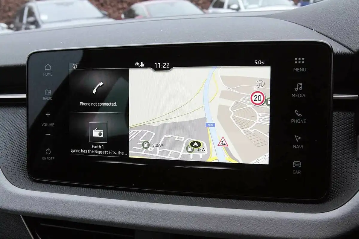 2024-skoda-scala-10-tsi-se-l-116ps-dsg-big-15