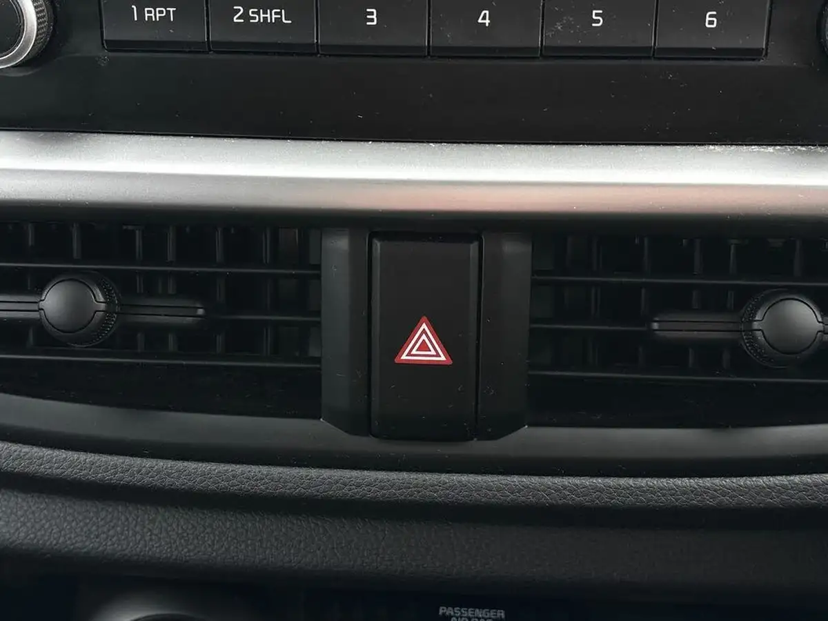 2018-kia-picanto-10-1-65bhp-adap-big-29