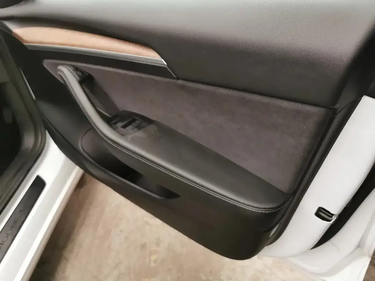 2021-tesla-model-3-e-long-range-4x4-big-23