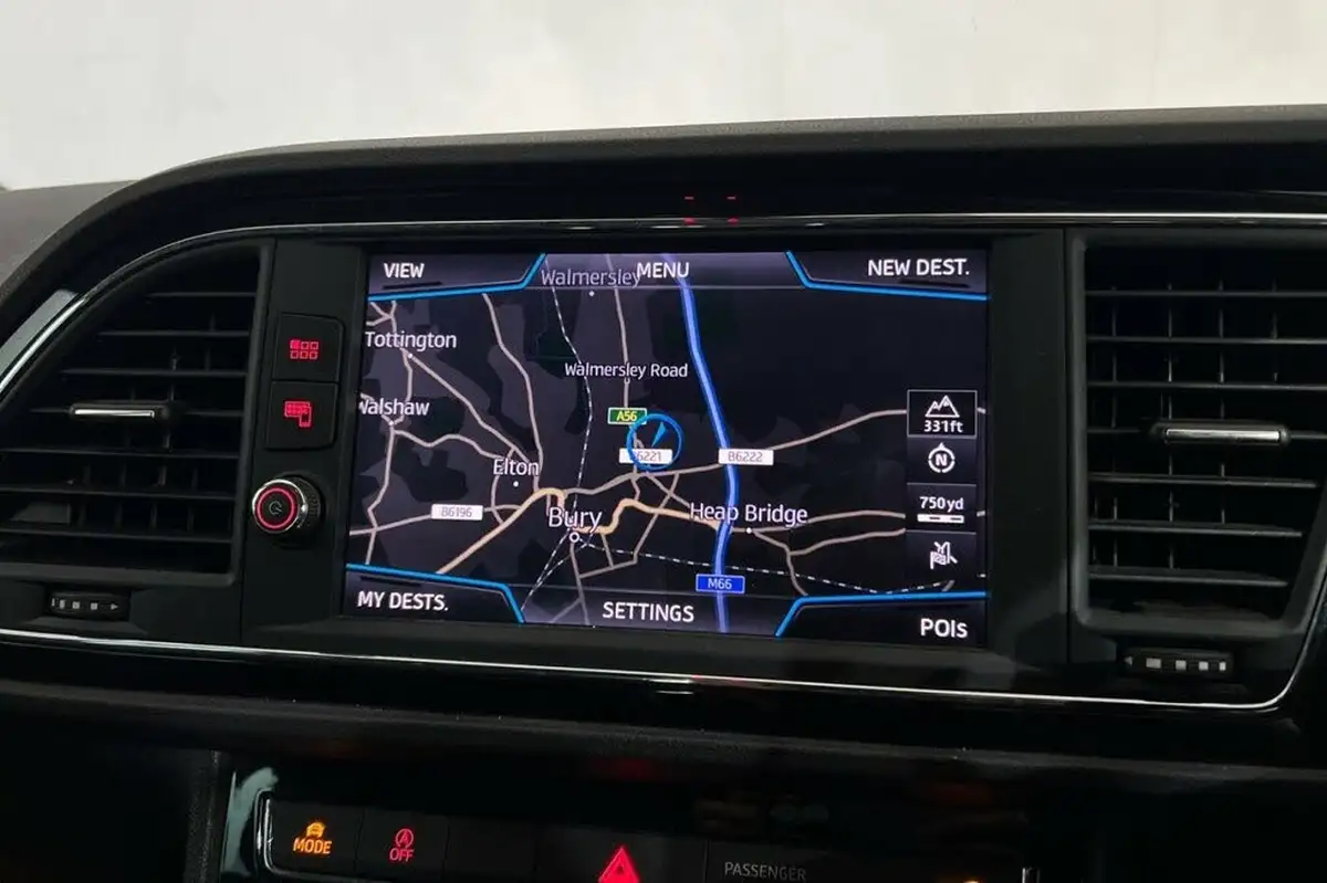 2018-seat-leon-14-tsi-fr-technology-hatchback-5d-big-16