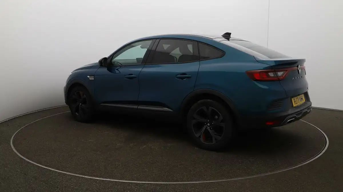 2022-renault-arkana-16-rs-line-big-32